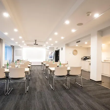 Hotel Novotel Kirchberg 4*