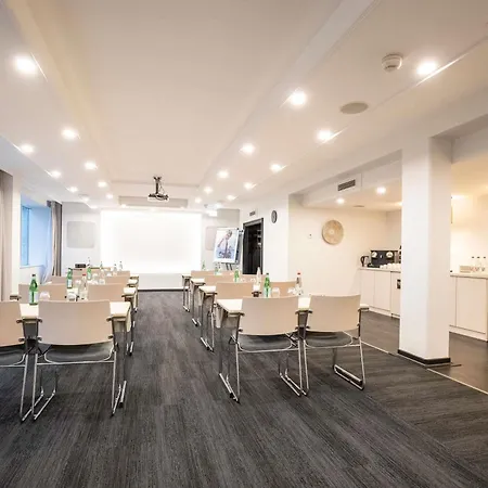 Novotel Kirchberg 4*