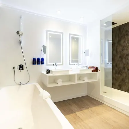 Novotel Kirchberg 4* Lüksemburg