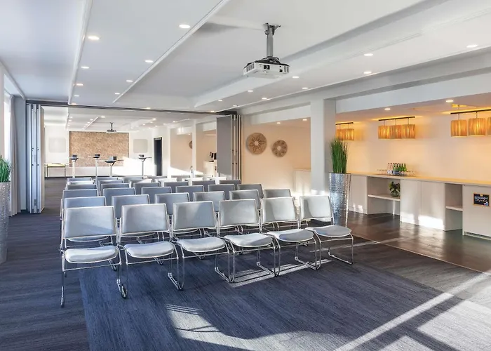 Novotel Kirchberg 4* لوكسمبورغ