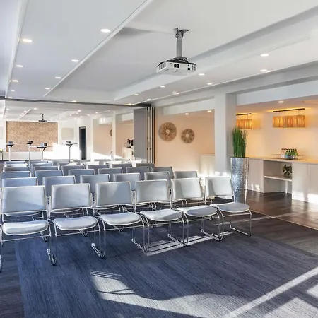 Novotel Kirchberg 4* לוקסמבורג