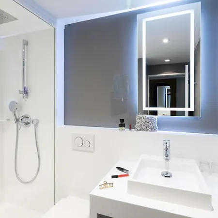 Novotel Kirchberg Hotel 4*