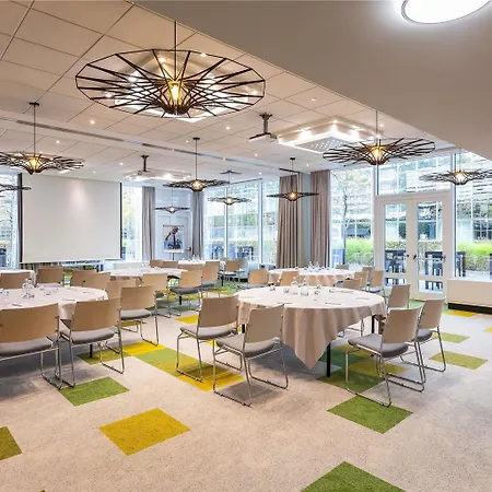 Novotel Kirchberg Отель