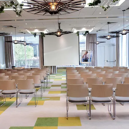 Novotel Kirchberg Otel 4*